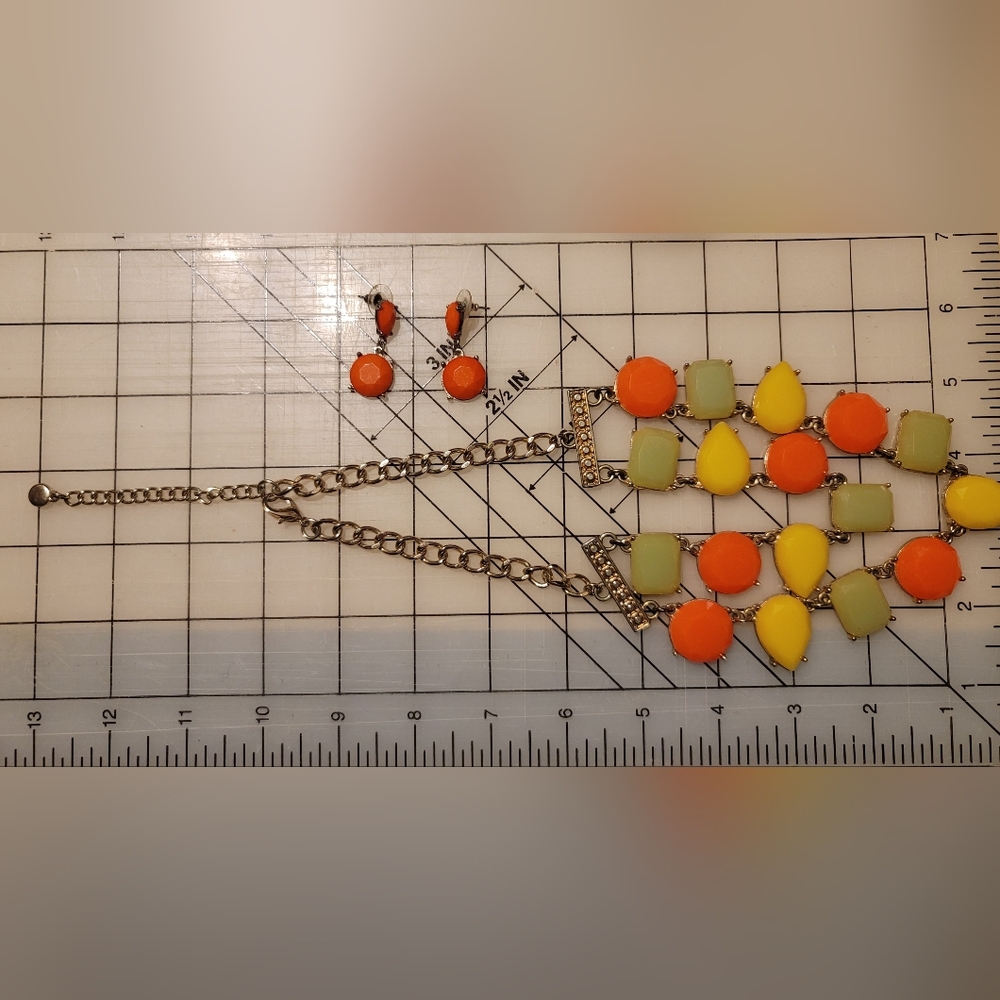 Statement Necklace - Picture 2 of 4